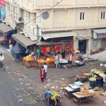 nasza dzielnica w Delhi – widok na niepozorną hinduską świątynię